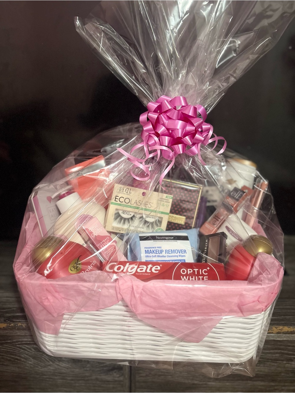 Beauty Gift Basket - Pink